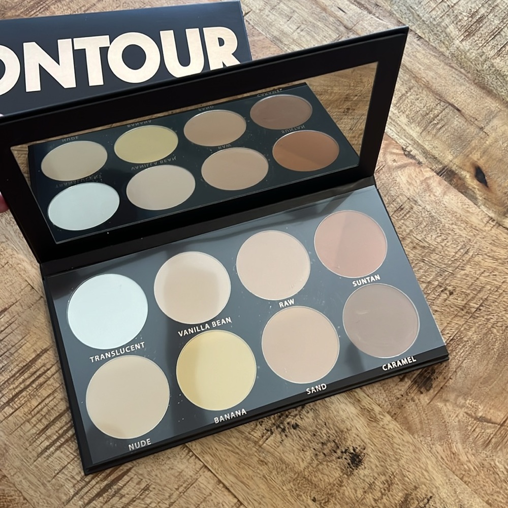 KAB Cosmetics Contour Palette Volume 1